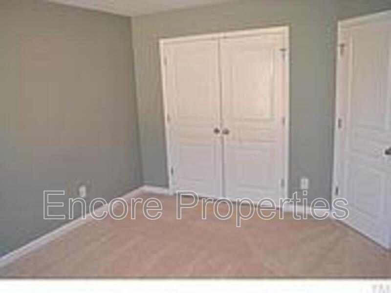Beautiful Townhome in an Unbeatable Raleigh Location! 2507 Asher View Ct- Raleigh property image